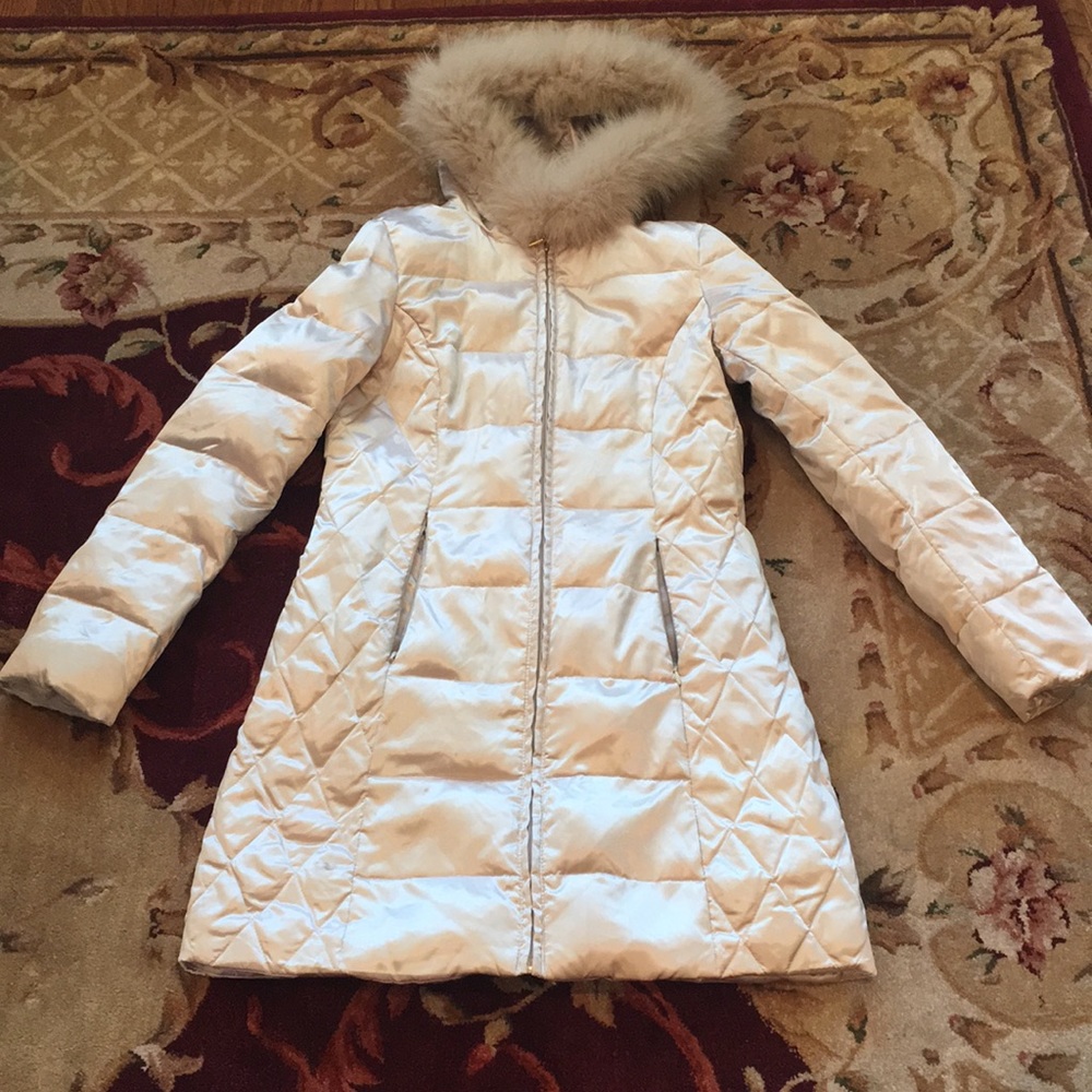 Cream colored long winter jacket. Size small